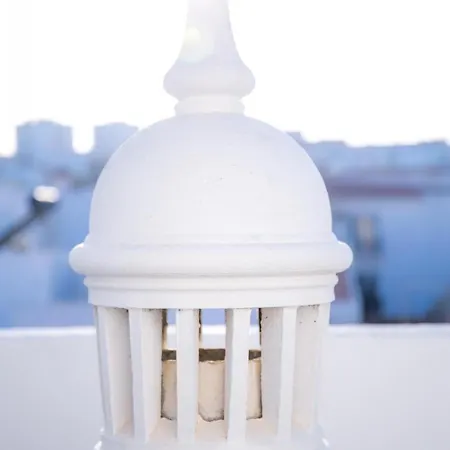 Historical Central House Апартаменты Лагуш
